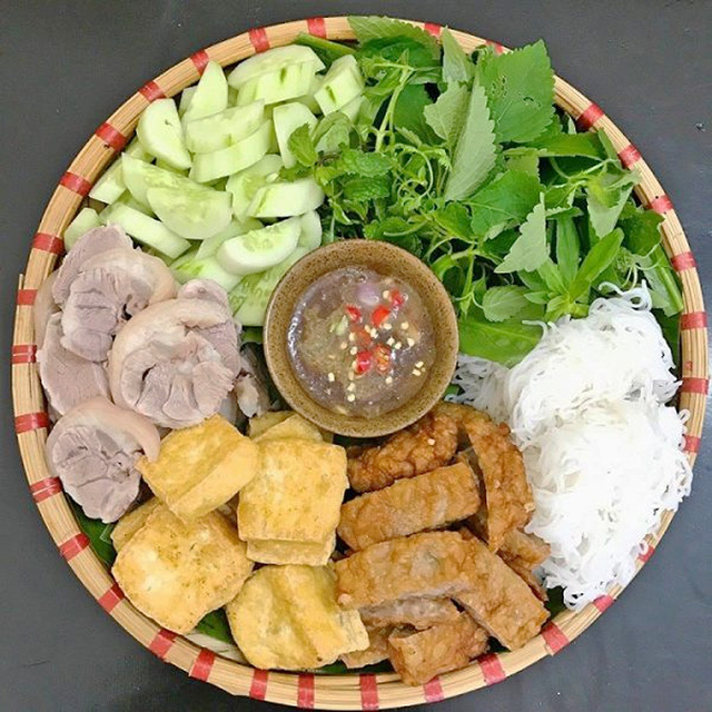 Lá kinh giới không thể thiếu trong nhiều món ăn của người Việt
